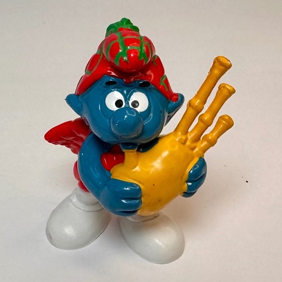 Bully Other - Vintage Smurf Bagpipe Smurf 🏴☠️🎶 W. Germany Bully Peyo PVC Figure
